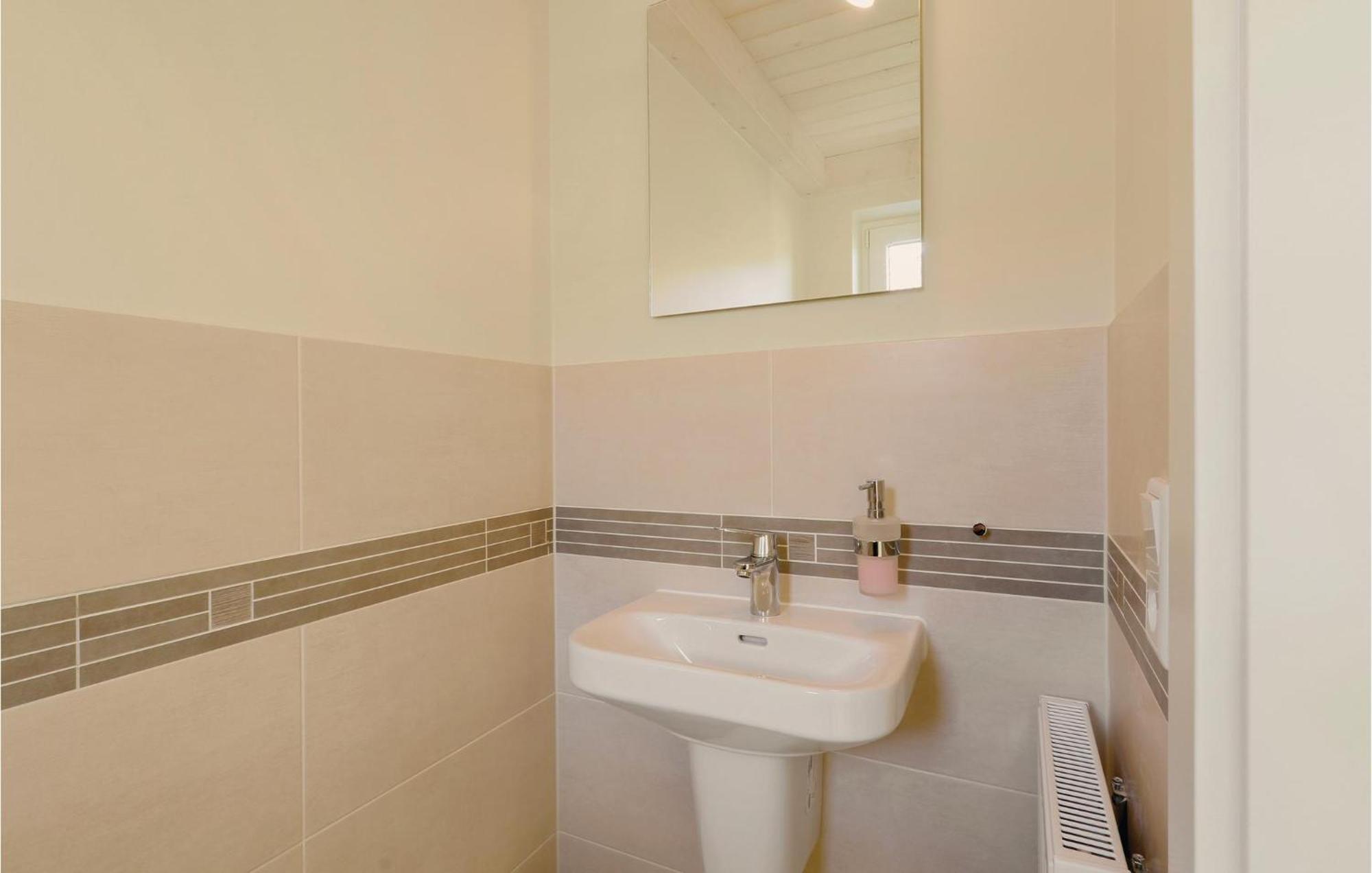 Beautiful Home In Dagebuell With Wifi Bagian luar foto